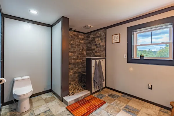 $439,000 | 42 East Oxford Road, Paris, ME 04281