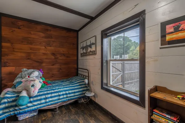 $439,000 | 42 East Oxford Road, Paris, ME 04281