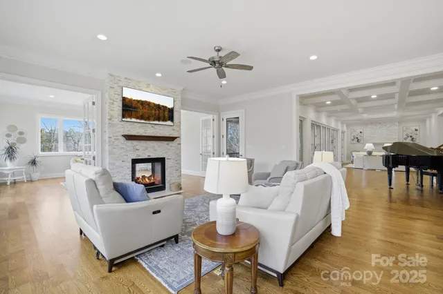 $3,250,000 | 875 Starboard Reach, Lexington, NC 27292