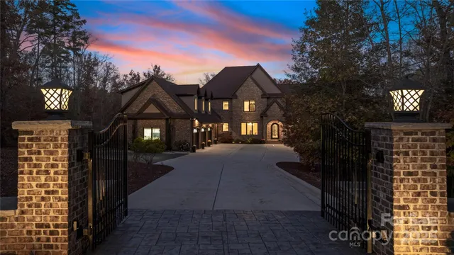 $3,250,000 | 875 Starboard Reach, Lexington, NC 27292