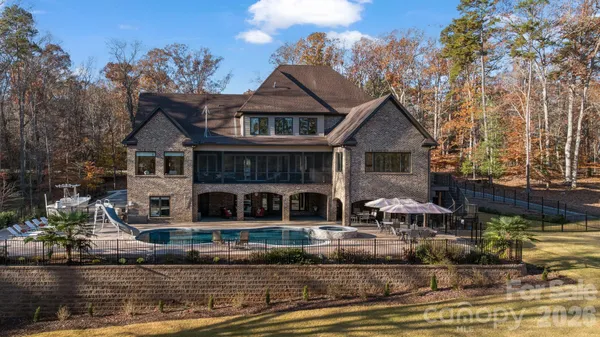 $3,250,000 | 875 Starboard Reach, Lexington, NC 27292