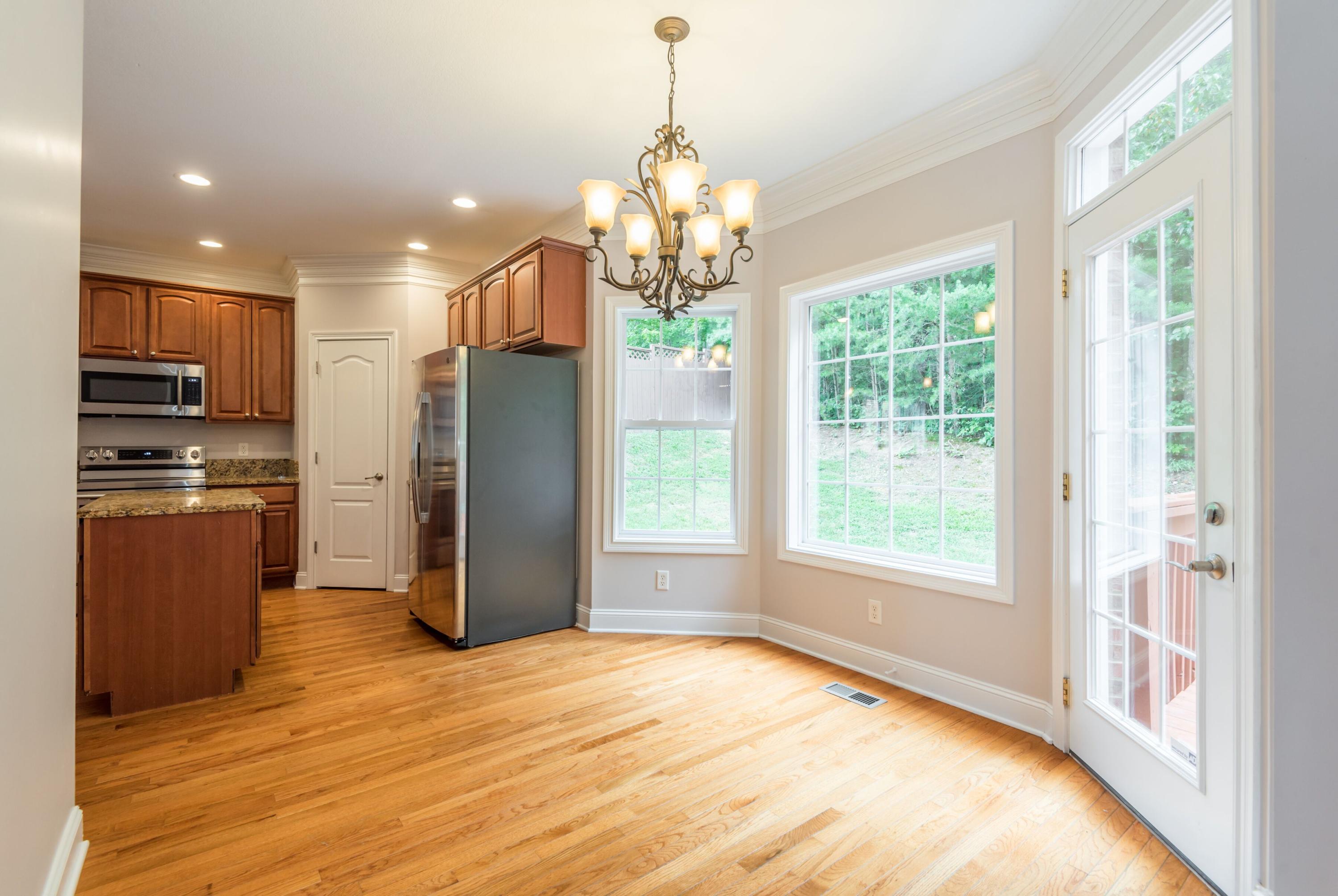 916 Crown Ridge Ln, Powell, TN 37849 - Photo 12 of 40 dsFMkP6g