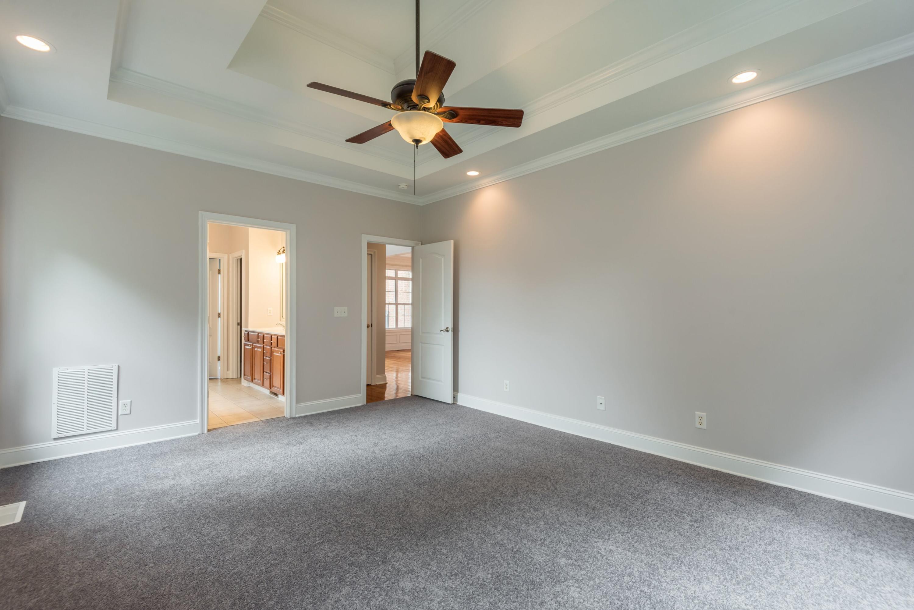 916 Crown Ridge Ln, Powell, TN 37849 - Photo 19 of 40 EmKiCw0g (1)