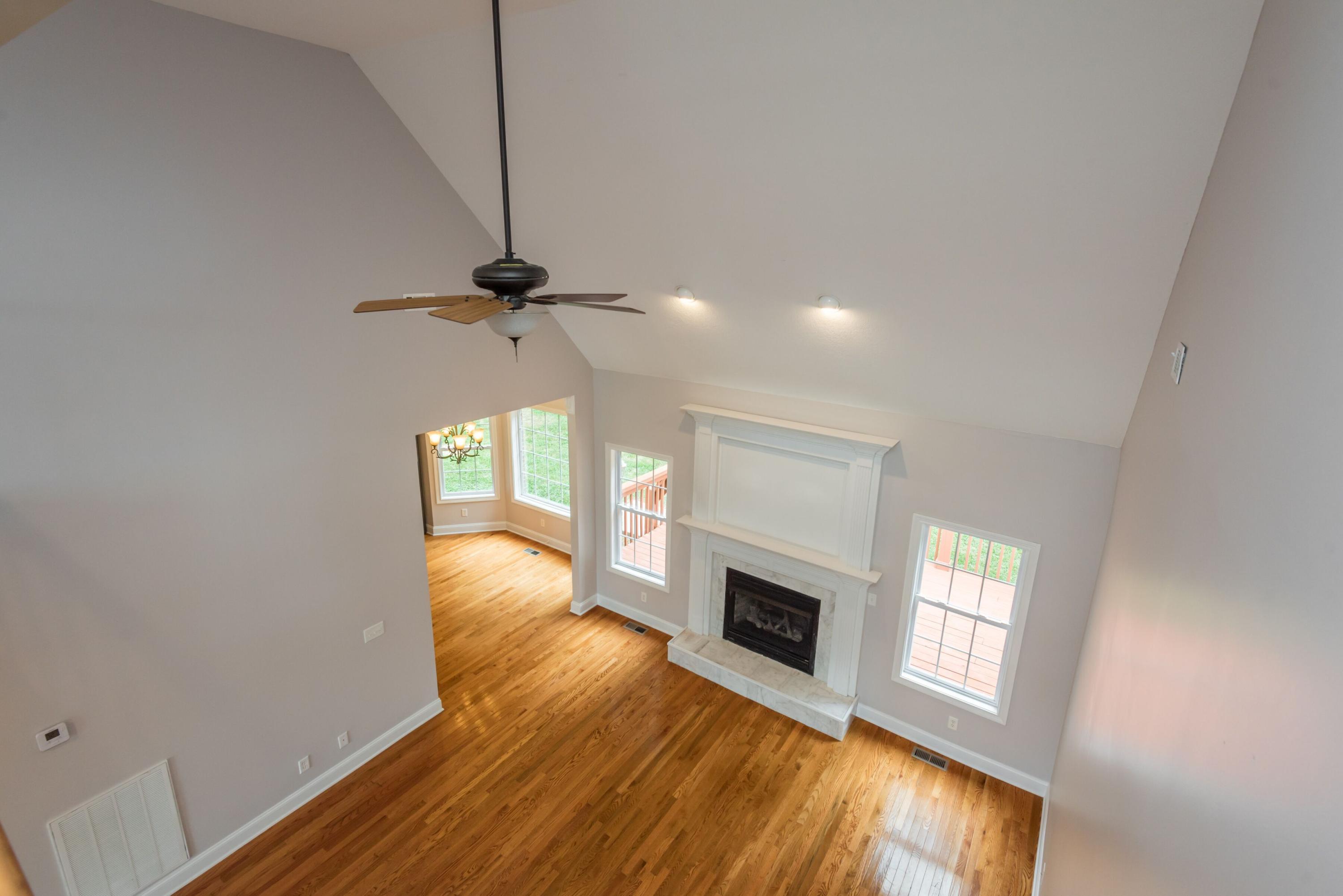 916 Crown Ridge Ln, Powell, TN 37849 - Photo 26 of 40 l--d1Zyg