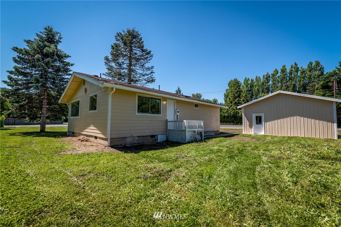 1216 Mission Road Everson, WA 98247 - Photo 13 of 22