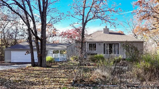 $289,900 | 131 Evergreen Drive, Hillsboro, MO 63050