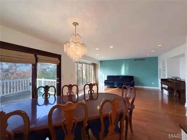 $289,900 | 131 Evergreen Drive, Hillsboro, MO 63050