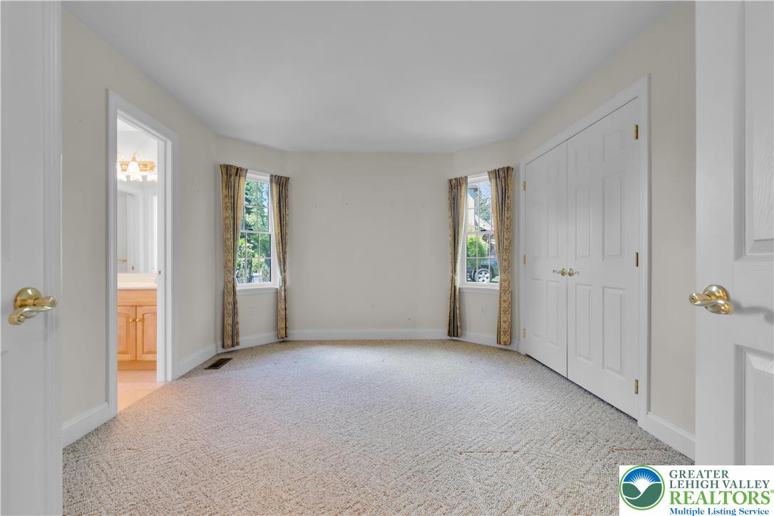 268 Jefferson Place Bethlehem, PA 18020 - Photo 26 of 49 an empty room with windows