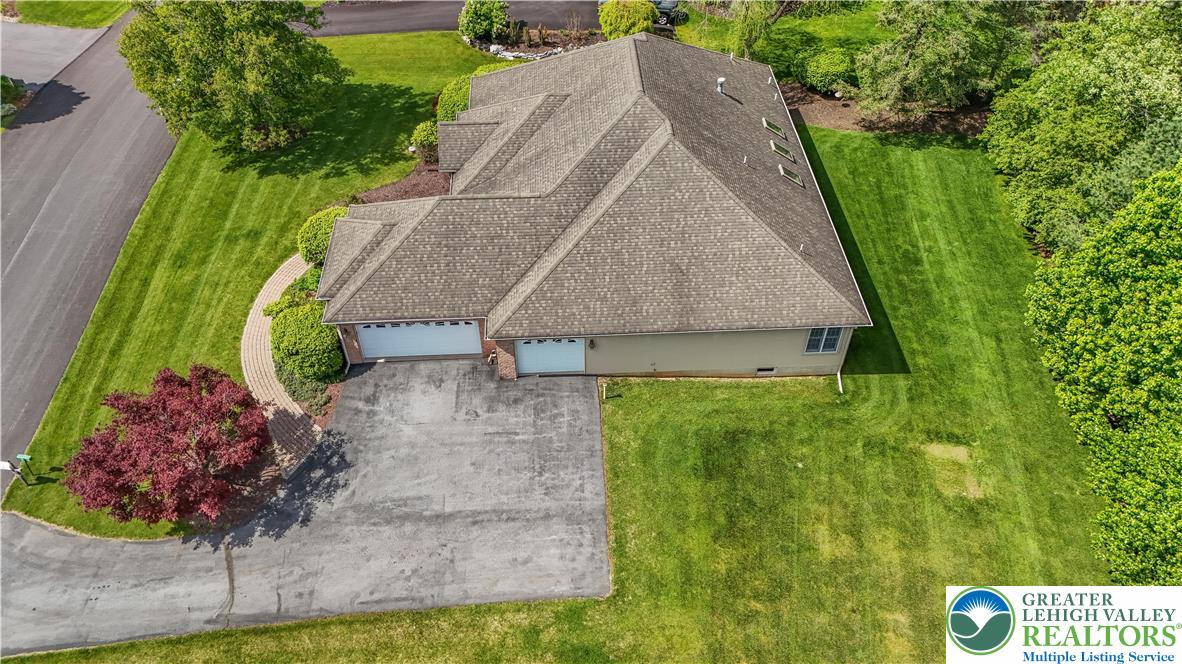 268 Jefferson Place Bethlehem, PA 18020 - Photo 47 of 49 an aerial view of a house