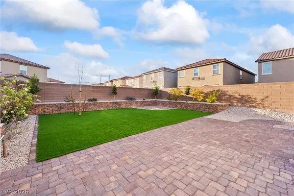 $1,985 | 7023 Wildhorse Crk Street, North Las Vegas, NV 89086