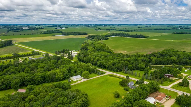 $1,262,360 | 30 Westfield Twp Mn 55917, Blooming Prairie, MN 55917