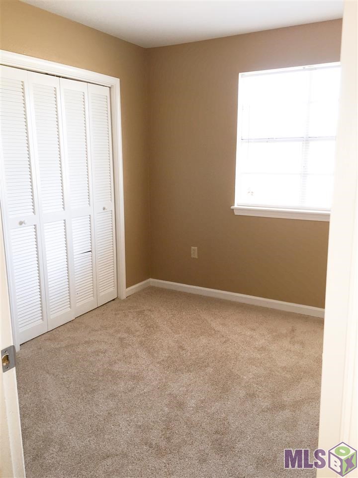 11631 Hallmark Drive Baton Rouge, LA 70807 - Photo 12 of 16 Room #3