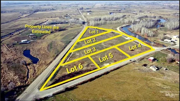 $239,900 | 8525 West Idaho Boulevard, Emmett, ID 83617