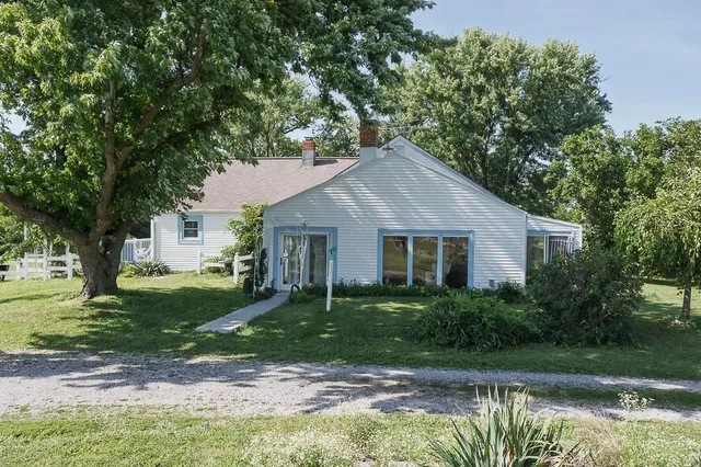 $415,000 | 26277 187th Street, Leavenworth, KS 66048