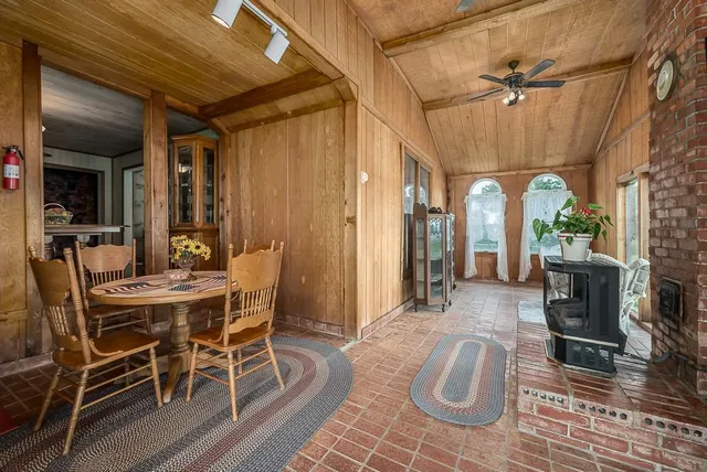 $415,000 | 26277 187th Street, Leavenworth, KS 66048