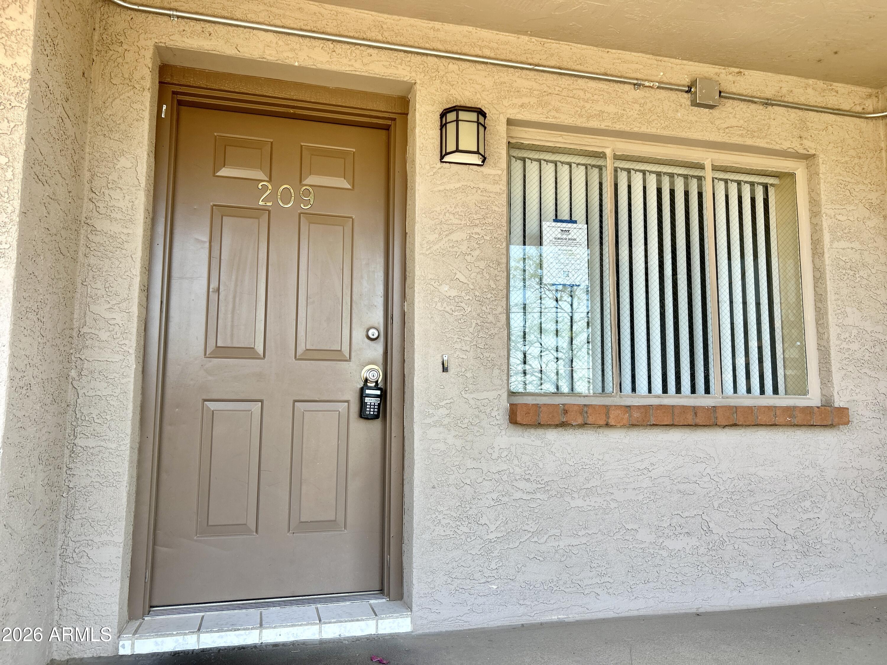 17 East Ruth Avenue, Unit 209 Phoenix, AZ 85020 - Photo 2 of 14 IMG_7427