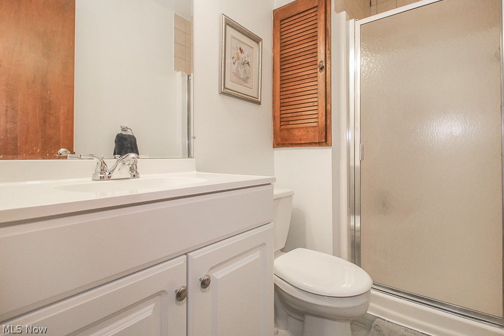 4302 Root Road North Olmsted, OH 44070 - Photo 17 of 31 Gallery Image 17