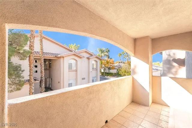 $339,000 | 2050 West Warm Springs Road, Unit 4323, Henderson, NV 89014