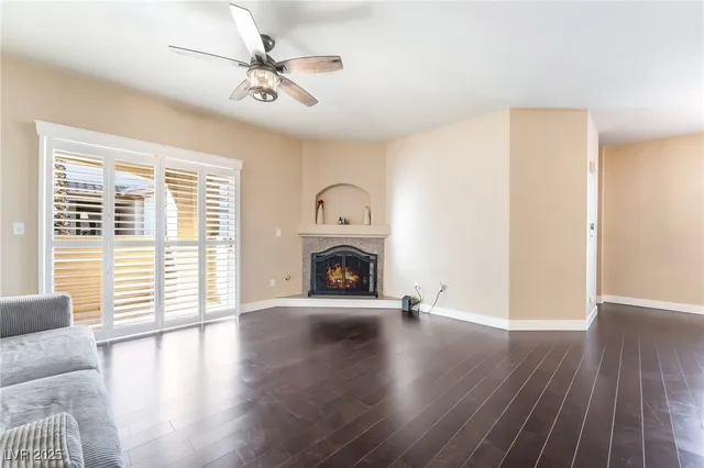 $339,000 | 2050 West Warm Springs Road, Unit 4323, Henderson, NV 89014