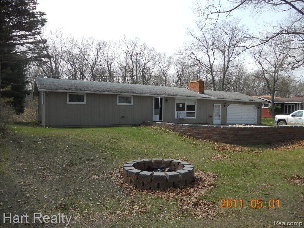 4225 Port Austin Road Caseville, MI 48725 - Photo 3 of 12 002