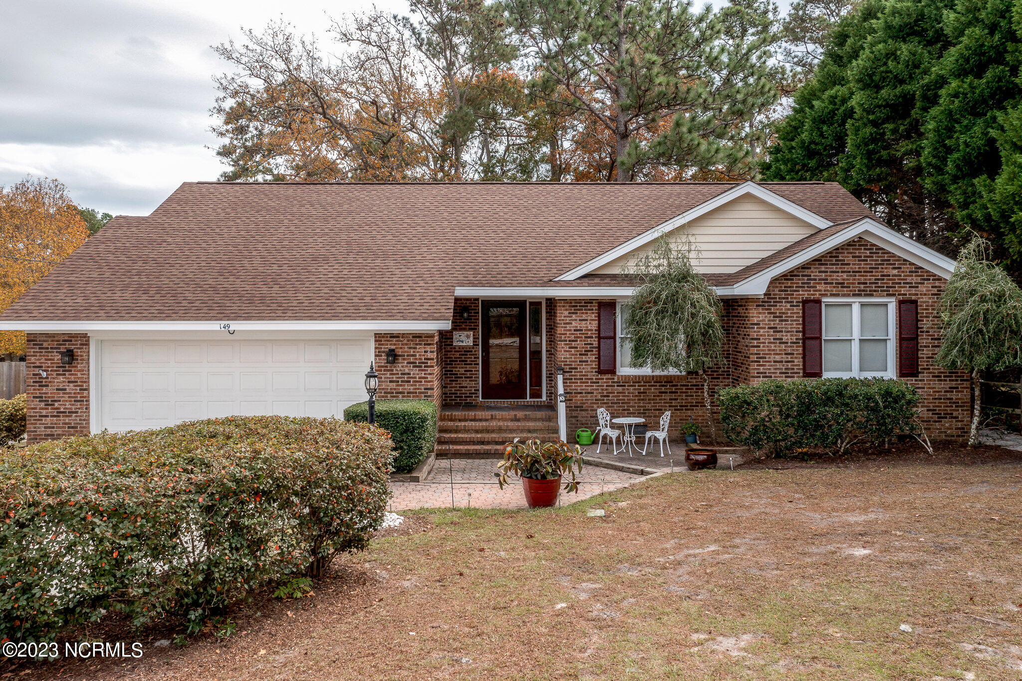 149 Riverside Dr  
