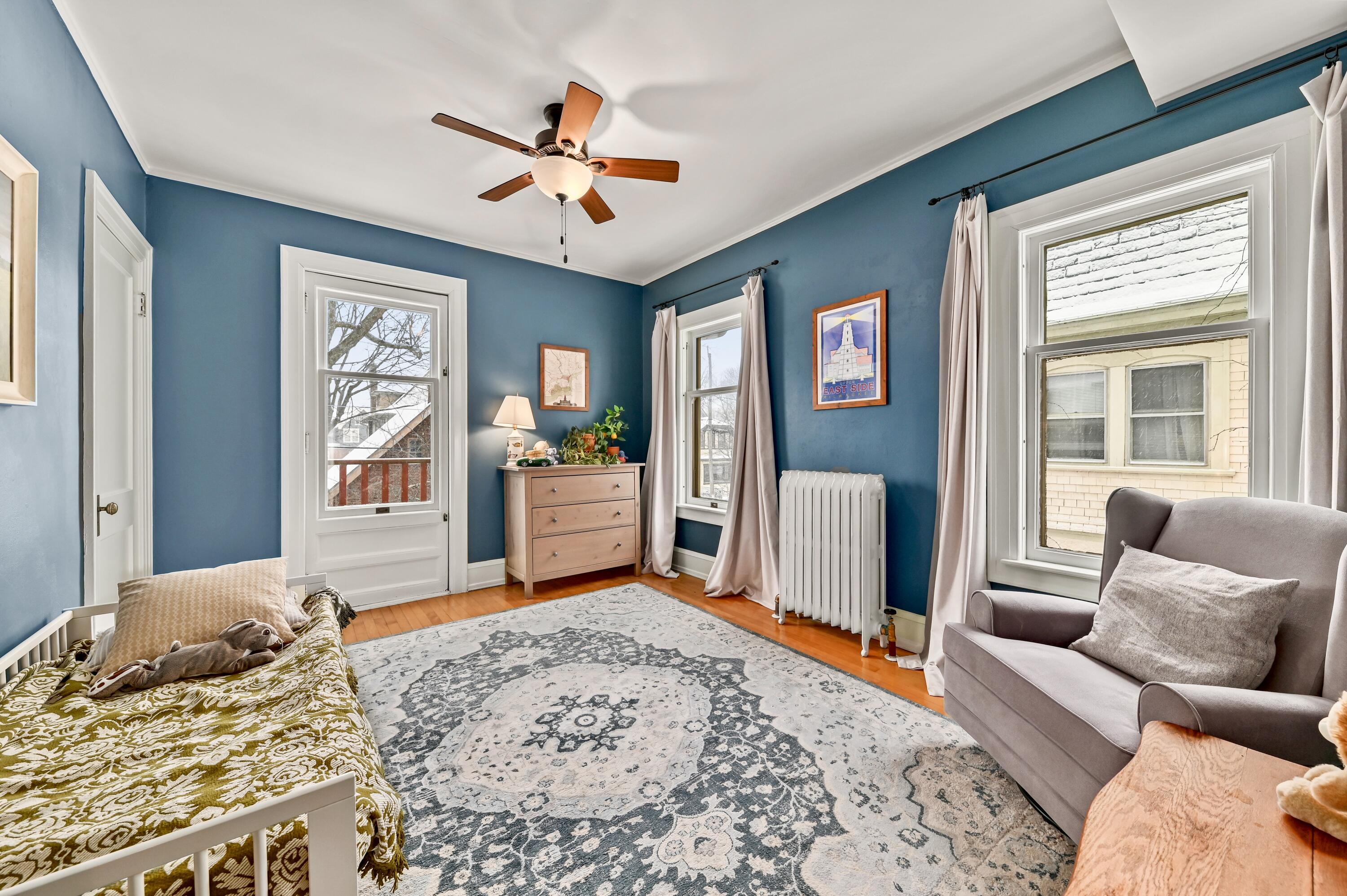 2963 North Summit Avenue Milwaukee, WI 53211 - Photo 25 of 39 2nd Floor Bedroom