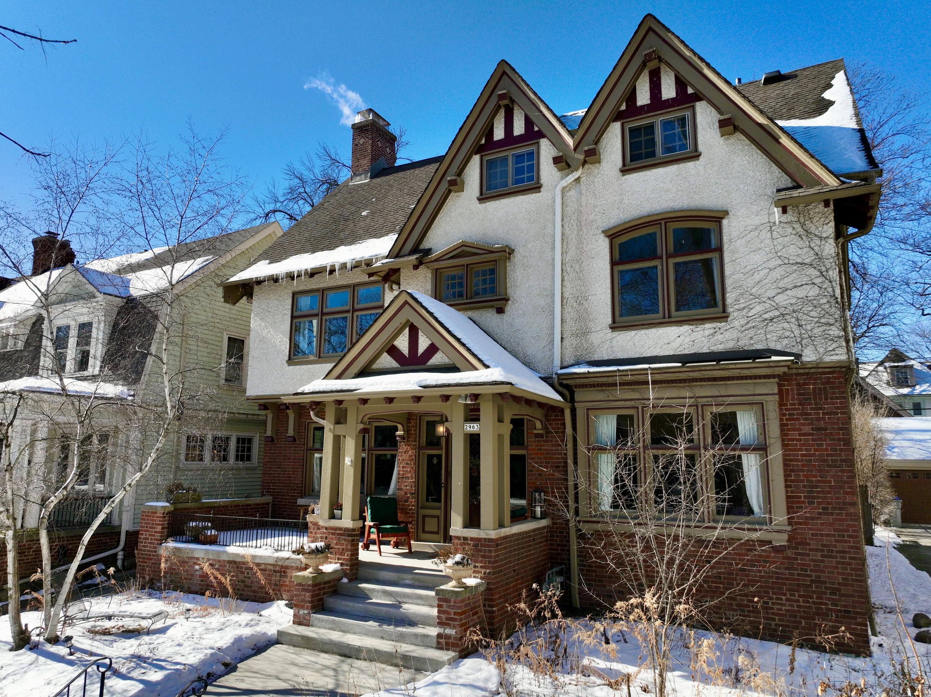 2963 North Summit Avenue Milwaukee, WI 53211 - Photo 32 of 39 Back of House