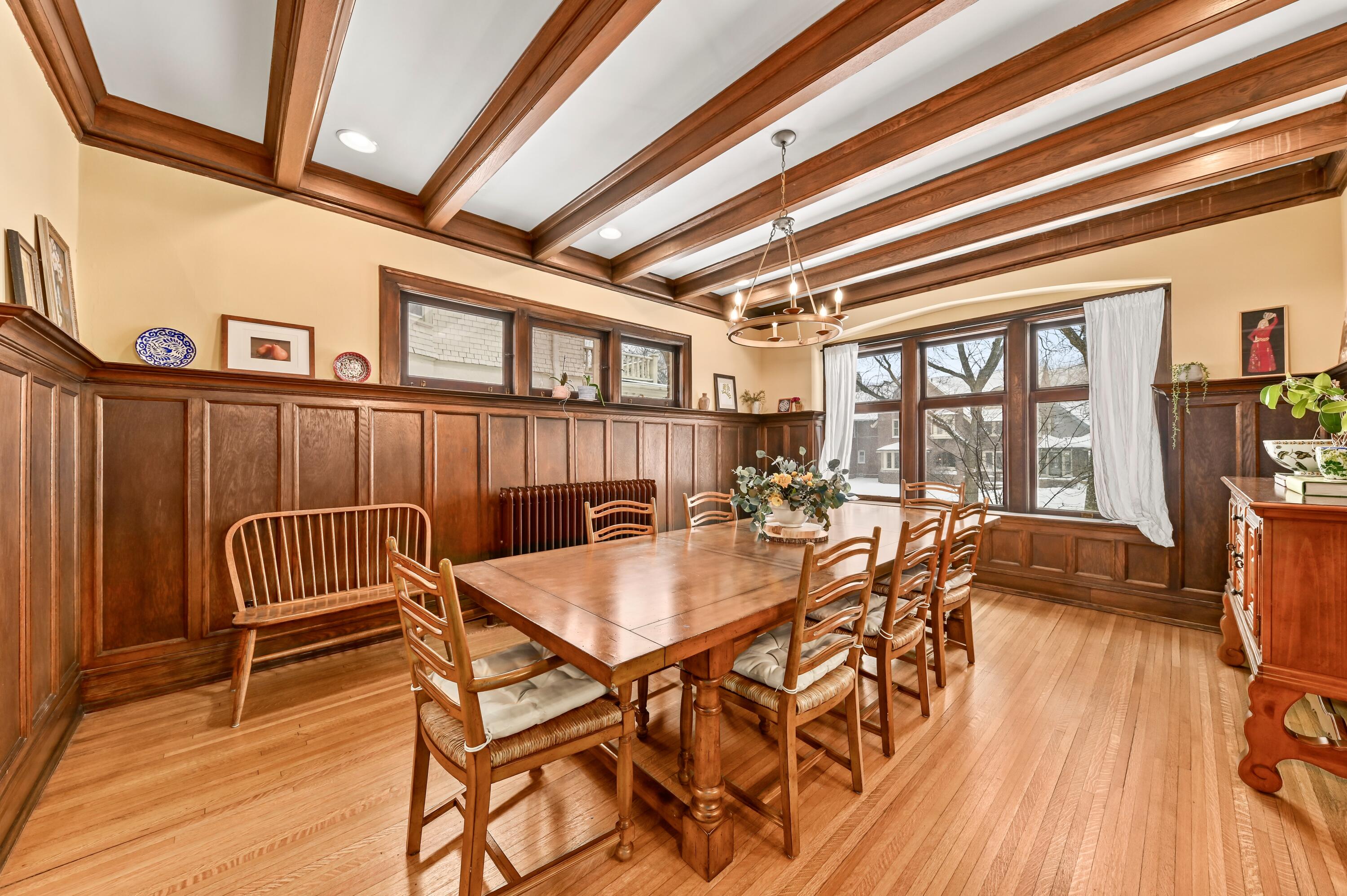 2963 North Summit Avenue Milwaukee, WI 53211 - Photo 9 of 39 Dining Room