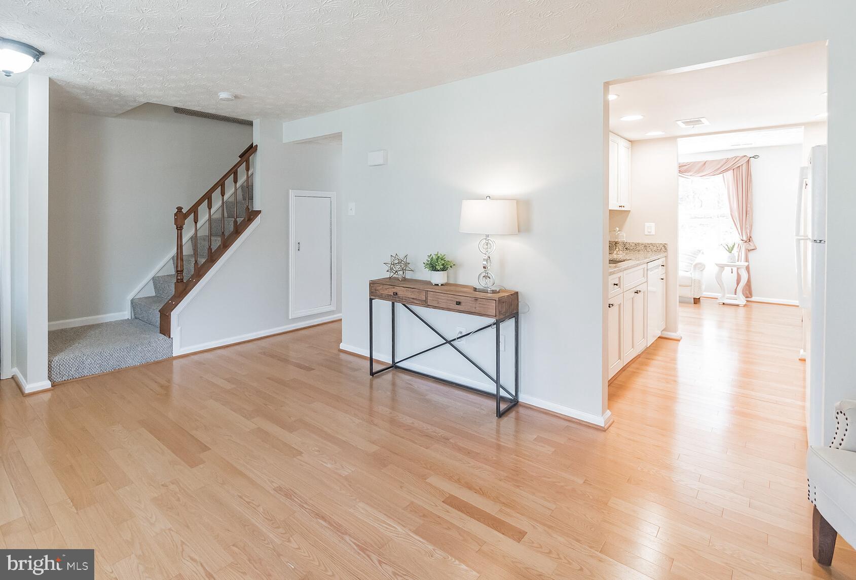 1507 Twisted Oak Drive Reston, VA 20194 - Photo 5 of 26