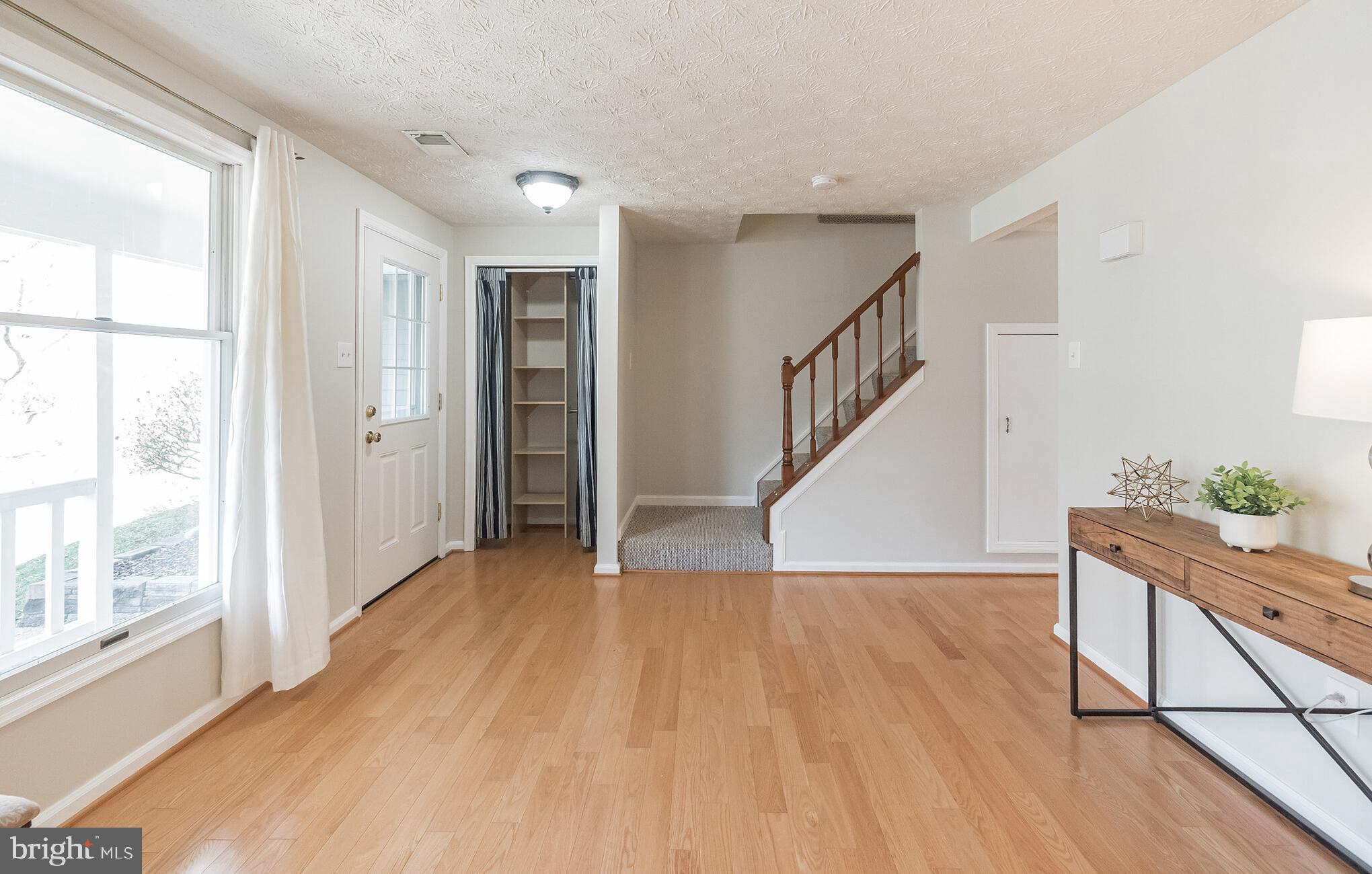 1507 Twisted Oak Drive Reston, VA 20194 - Photo 9 of 26