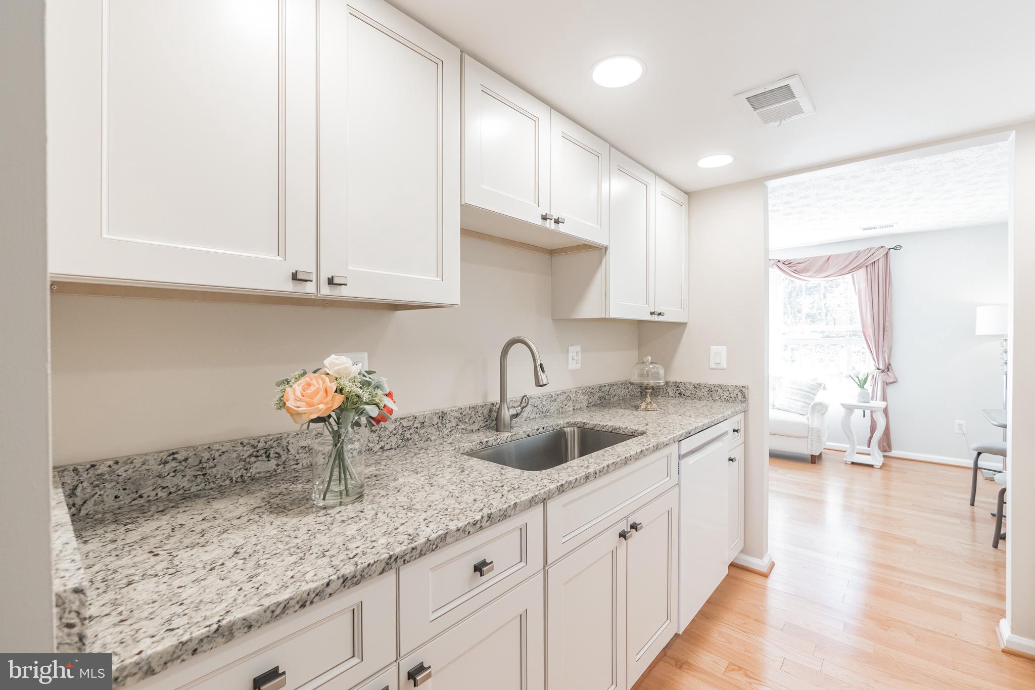 1507 Twisted Oak Drive Reston, VA 20194 - Photo 10 of 26