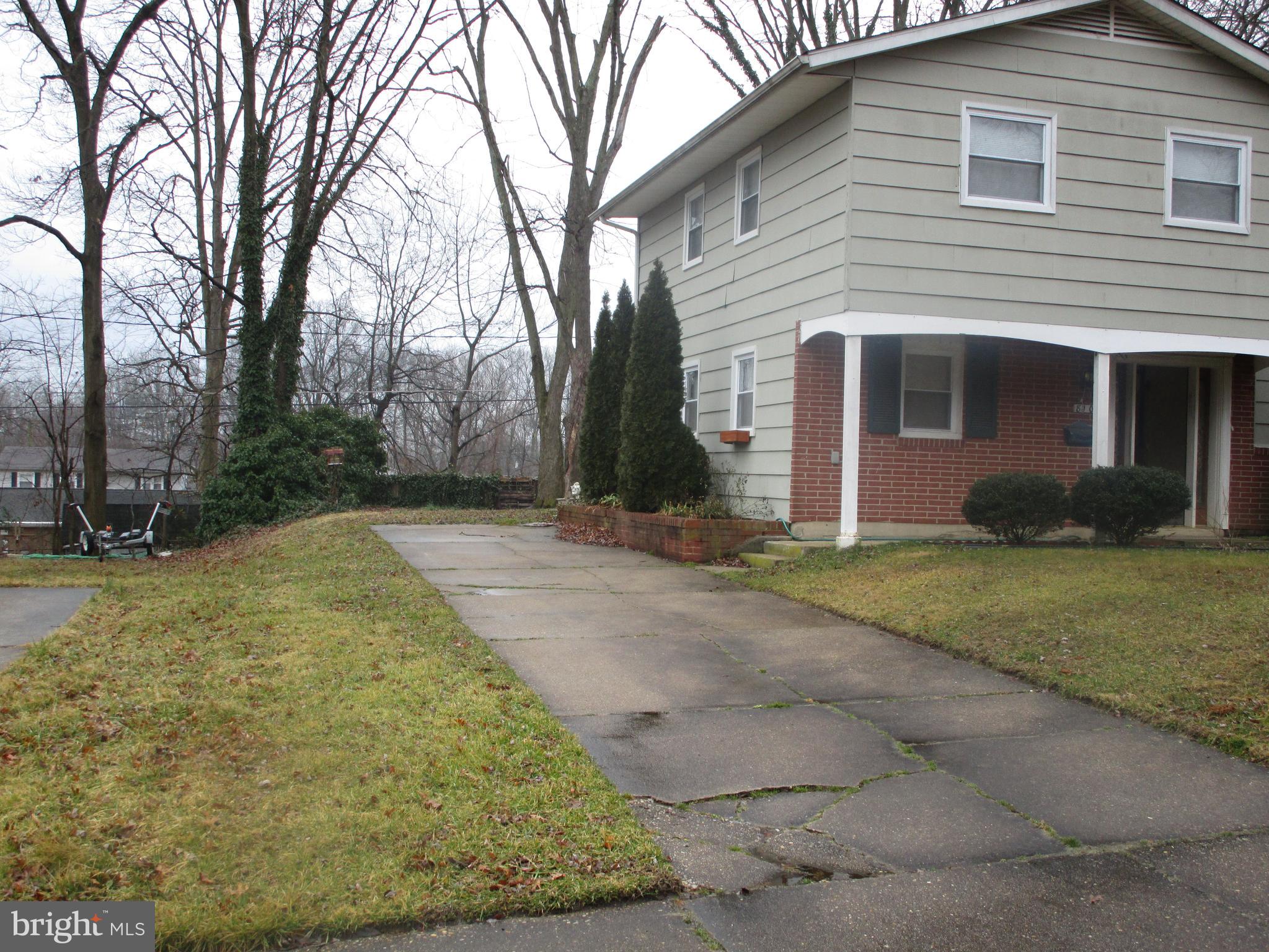 810 Ferguson Road Joppa, MD 21085 - Photo 5 of 22 Driveway