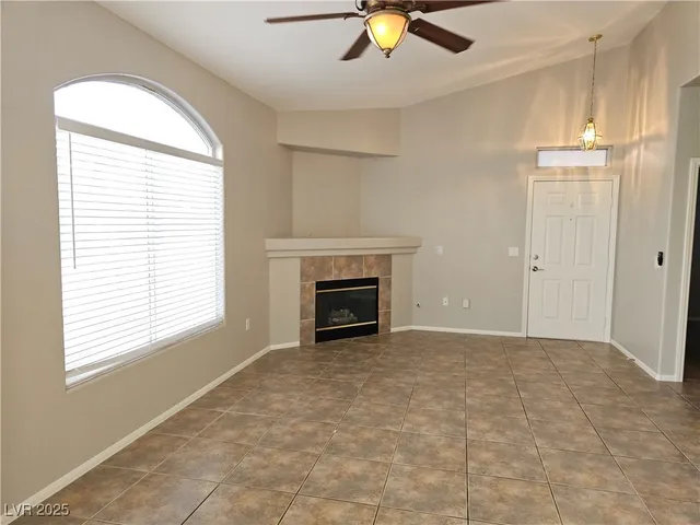 $1,395 | 700 Carnegie Street, Unit 4021, Henderson, NV 89052