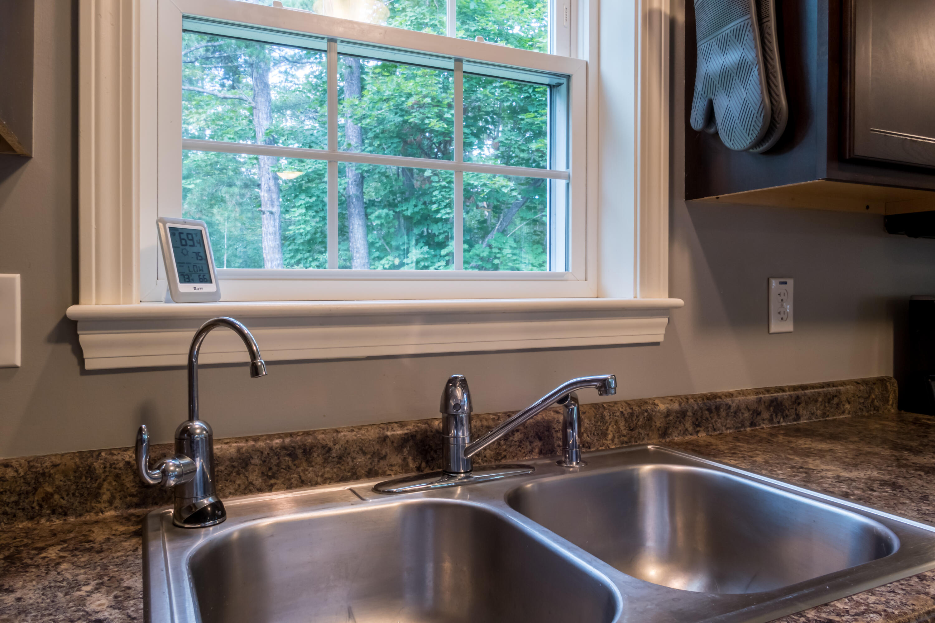 81 Lower Tarbox Road Hollis Center, ME 04042 - Photo 15 of 67 15-Kitchen (4 of 7)