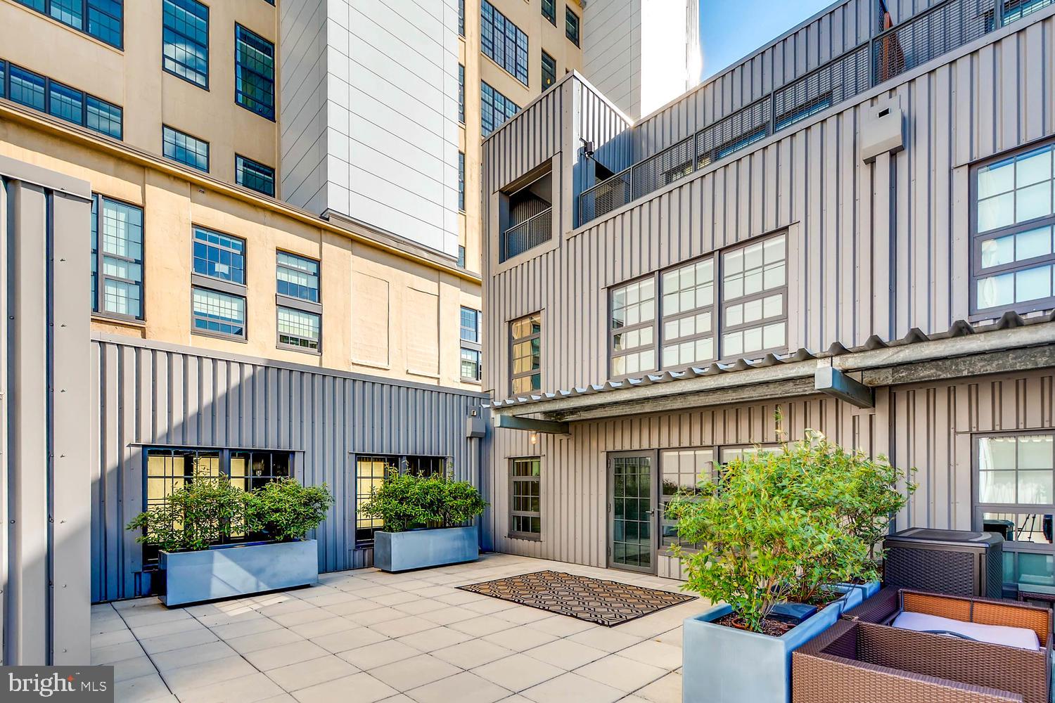 1200 Steuart Street, Unit 1040 Baltimore, MD 21230 - Photo 32 of 42 outdoor space