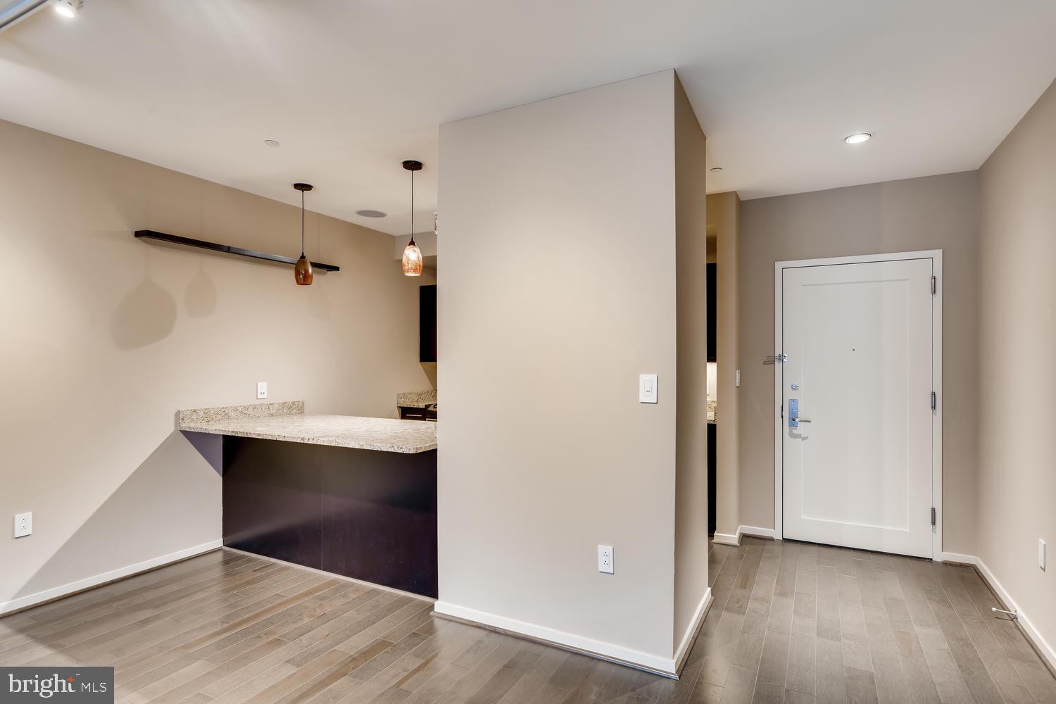 1200 Steuart Street, Unit 1040 Baltimore, MD 21230 - Photo 9 of 42 Kitchen