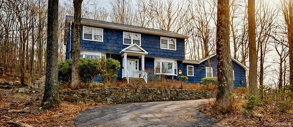 $729,900 | 9 Crescent Lane, Putnam Valley, NY 10579