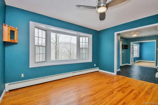 $729,900 | 9 Crescent Lane, Putnam Valley, NY 10579