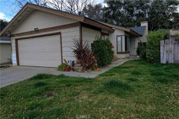 $2,700 | 13597 Chaparral Trail, Yucaipa, CA 92399