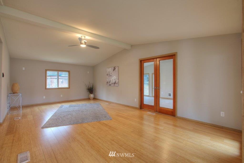 17126 Orting Road North Sumner, WA 98391 - Photo 5 of 25