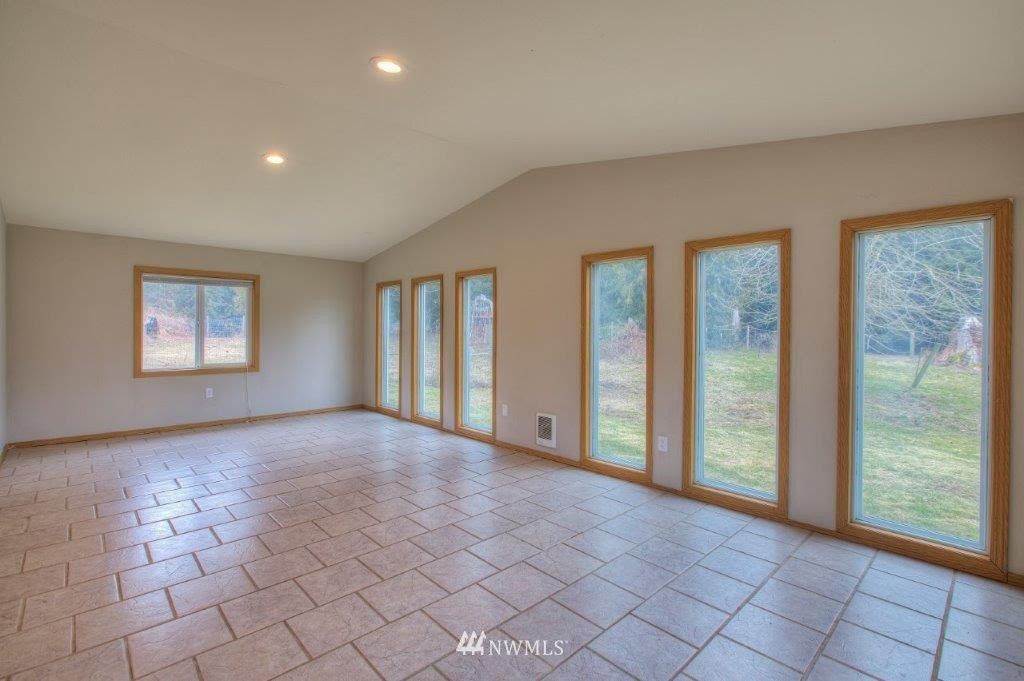 17126 Orting Road North Sumner, WA 98391 - Photo 7 of 25