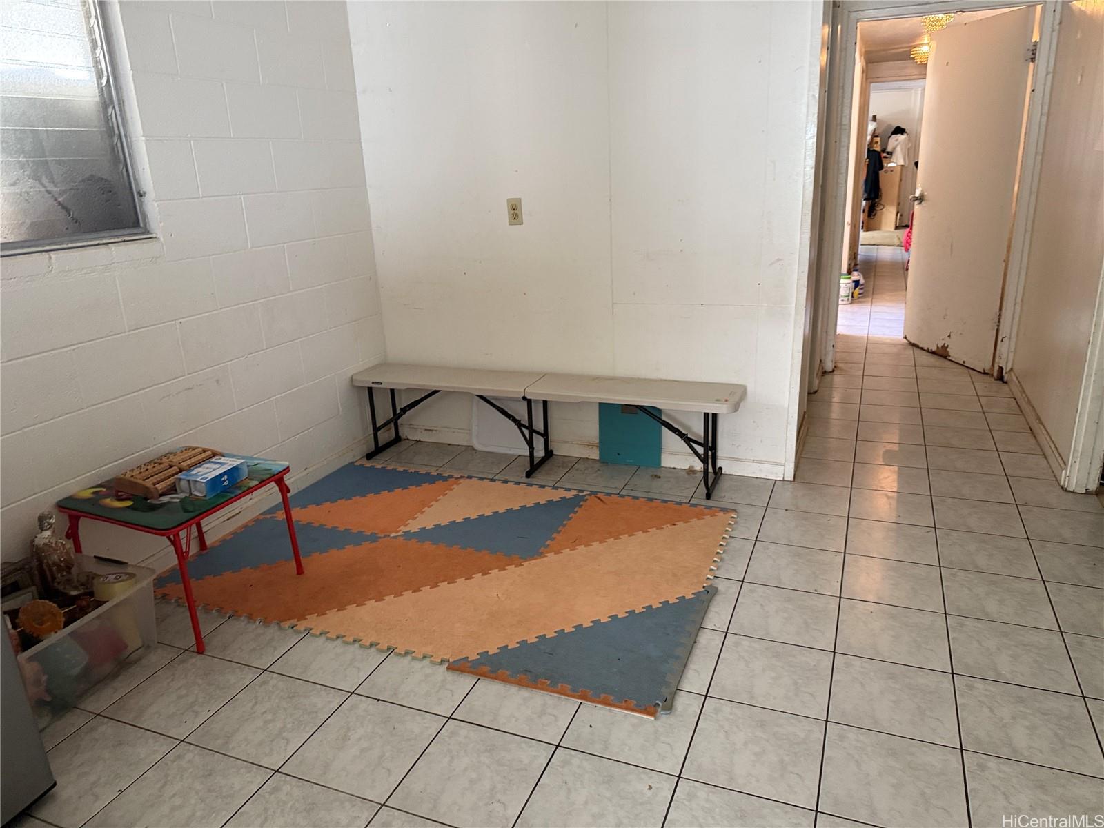 3647 Likini Street Honolulu, HI 96818 - Photo 5 of 8