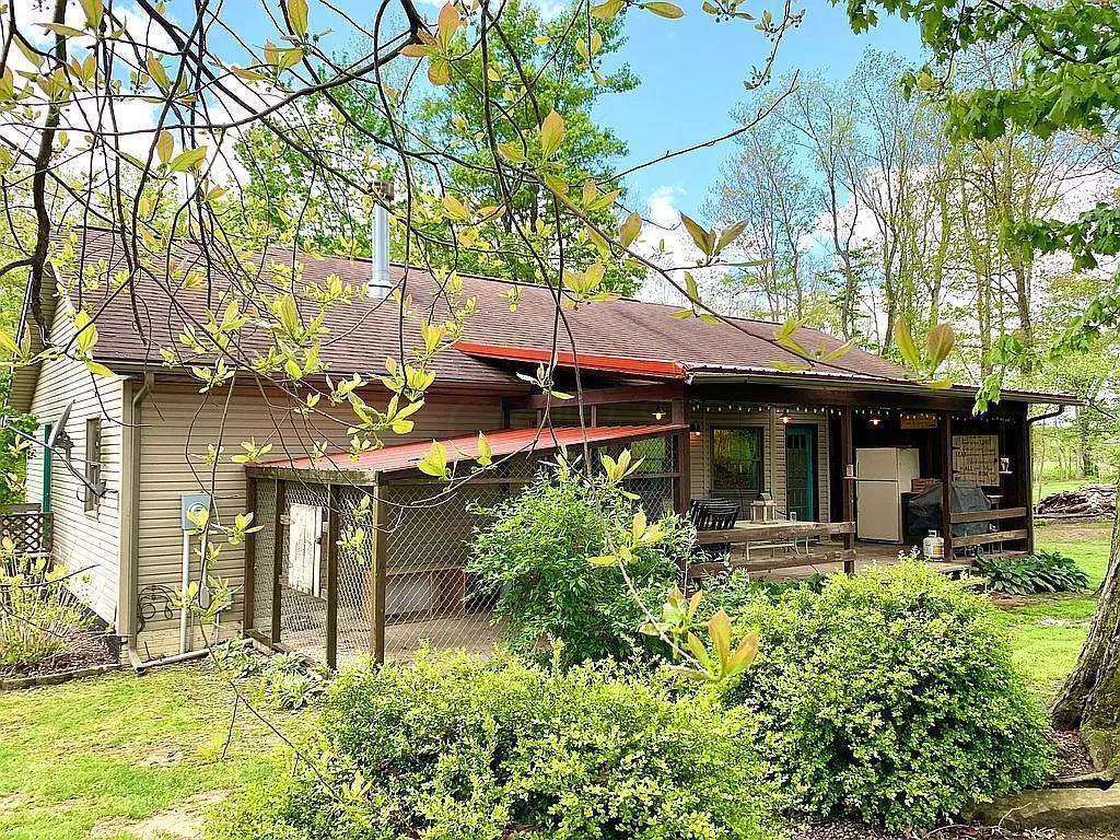 27419 Newcastle Road Howard, OH 43028 - Photo 2 of 32