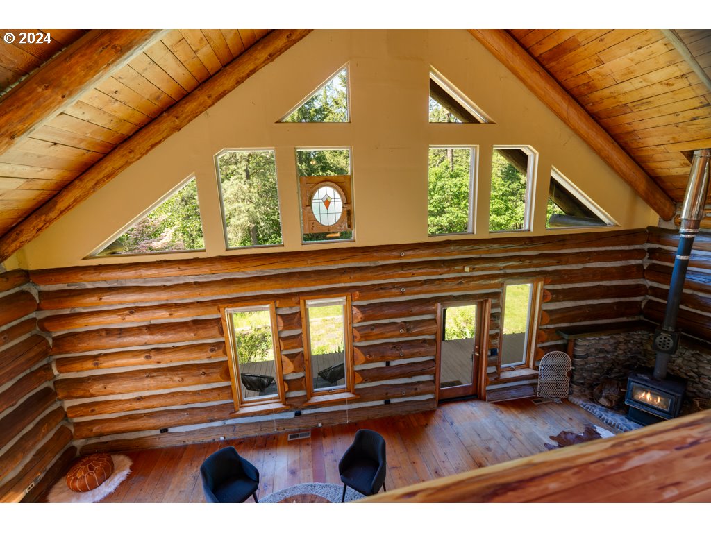 2797 Reed Road Hood River, OR 97031 - Photo 23 of 36 Gallery Image 23