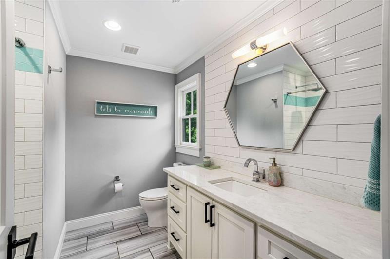 1678 Nottingham Way Northeast Atlanta, GA 30309 - Photo 24 of 57
