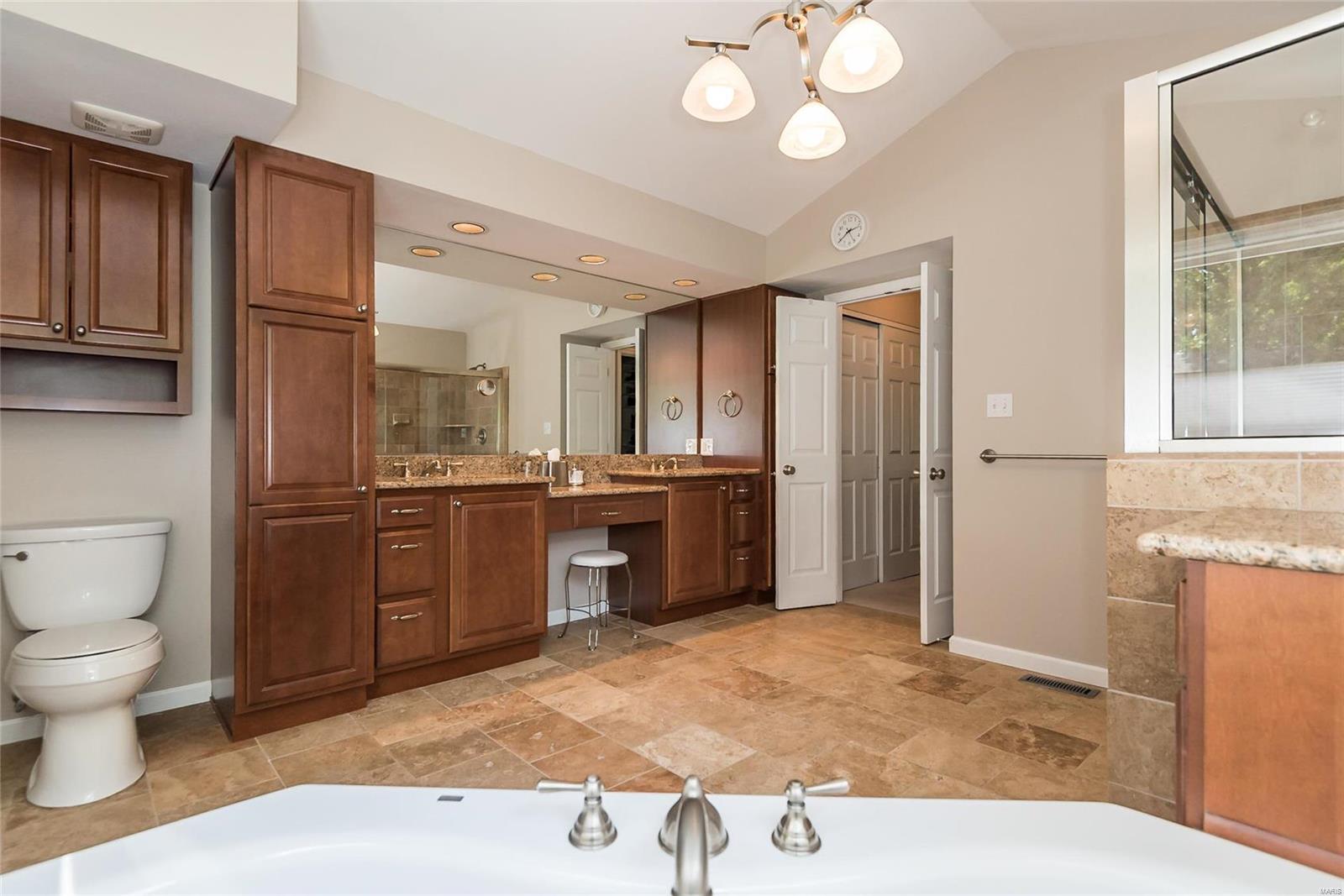 15972 Wetherburn Road Ballwin, MO 63017 - Photo 40 of 75 Gallery Image 40
