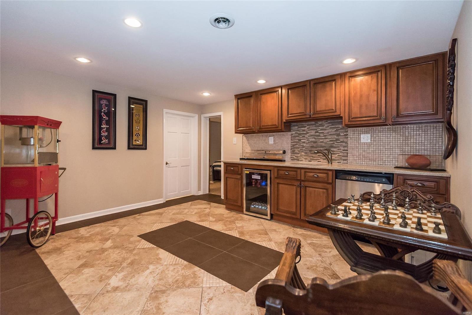 15972 Wetherburn Road Ballwin, MO 63017 - Photo 50 of 75 Gallery Image 50
