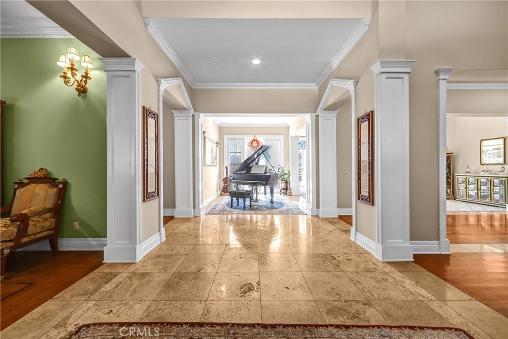 900 Fallen Leaf Road Arcadia, CA 91006 - Photo 4 of 51 a view of a interior of the house