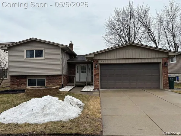 $369,900 | 5855 Wedgewood Road, Canton, MI 48187
