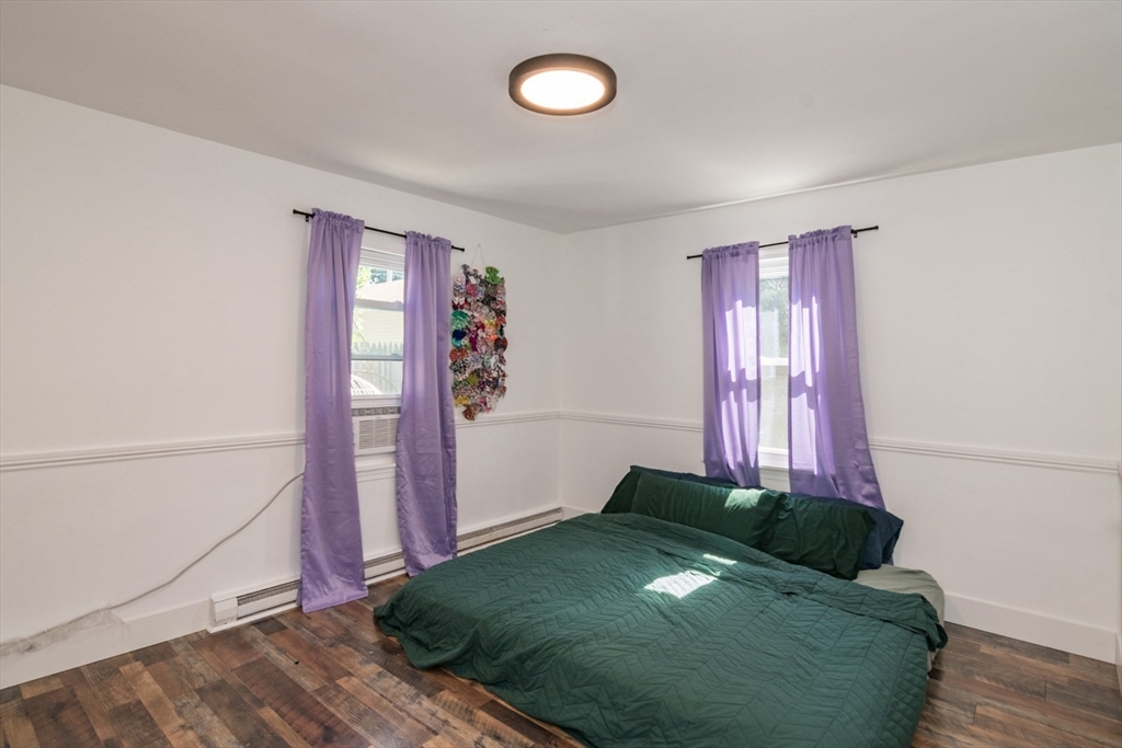 379 Roosevelt Avenue Springfield, MA 01118 - Photo 18 of 32